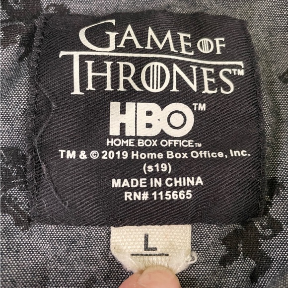 Game of Thrones HBO Grey Button Down short sleeve  Shirt Men's Size L - Picture 6 of 10